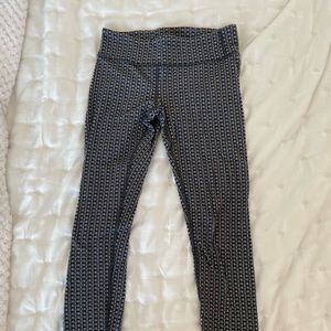 Ivivva by Lululemon youth patterned leggings